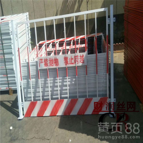 豎桿護(hù)欄與工地防護(hù)網(wǎng) 定制與報(bào)價(jià)指南